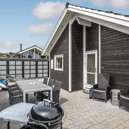 בית נופש 2 Bedroom In