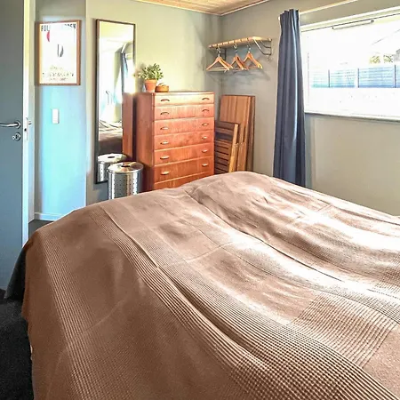 2 Bedroom In * קרטמינדה