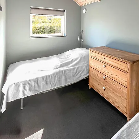 בית נופש 2 Bedroom In *